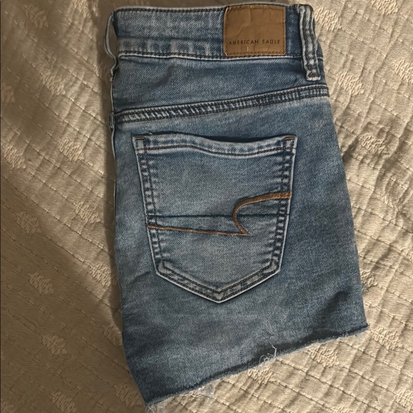 American Eagle Blue Ripped Jean Shorts - Picture 3 of 5